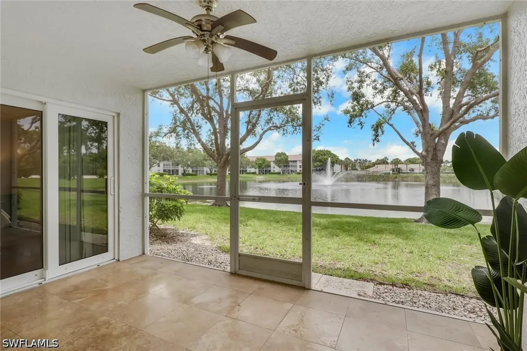 9580 Victoria Lane Naples FL 34109