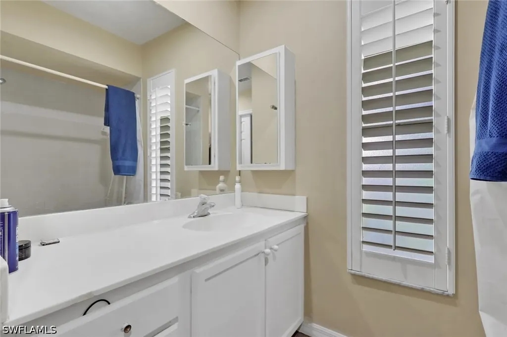 12393 Londonderry Lane Bonita Springs FL 34135