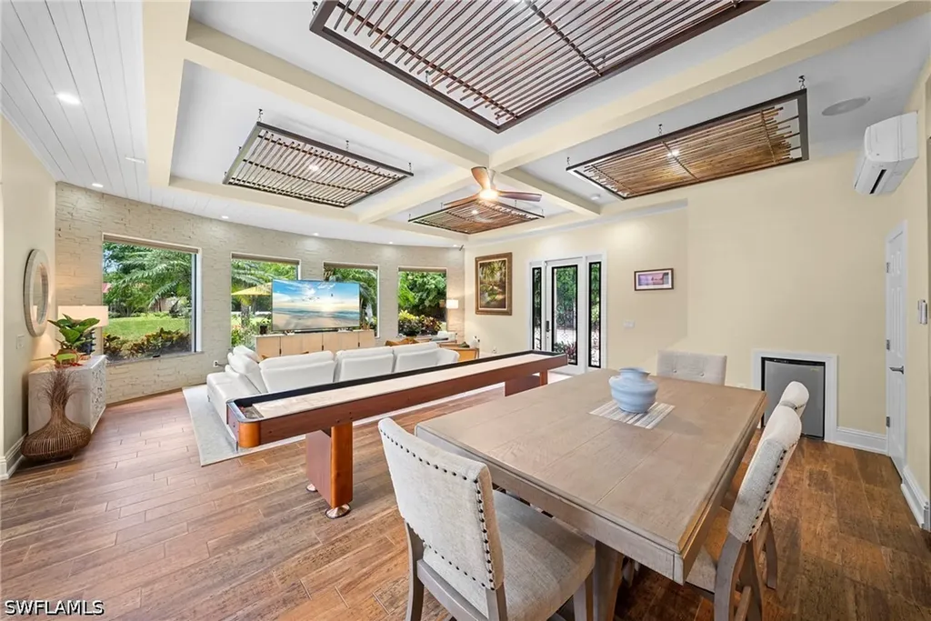 1805 Heritage Trail Naples FL 34112