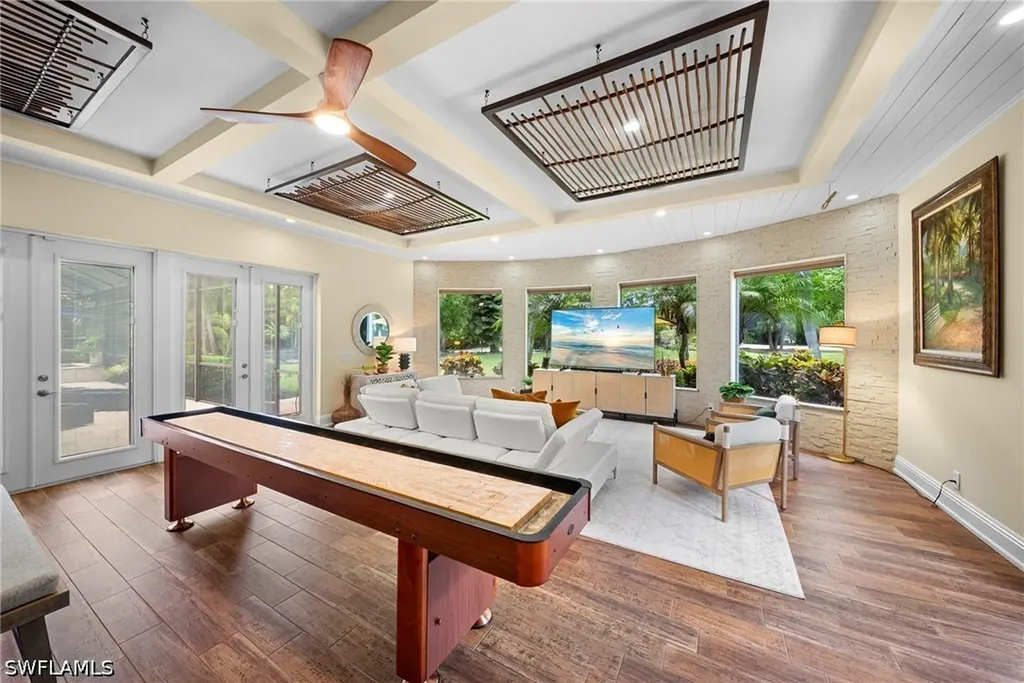 1805 Heritage Trail Naples FL 34112