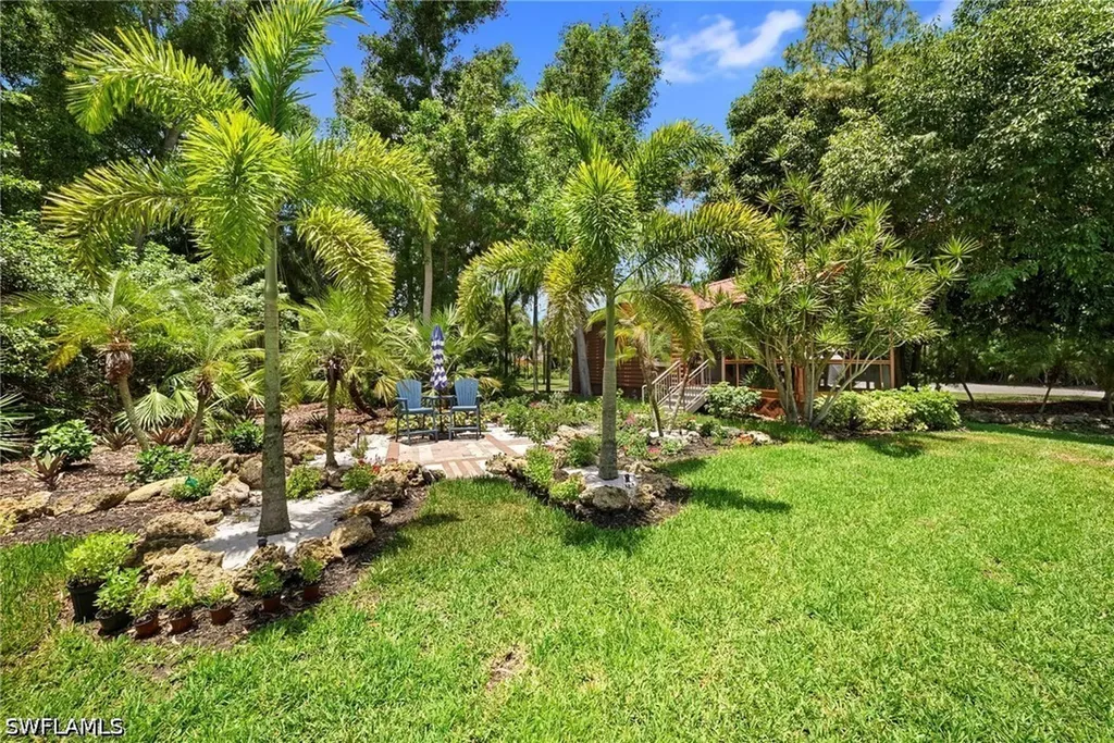 1805 Heritage Trail Naples FL 34112