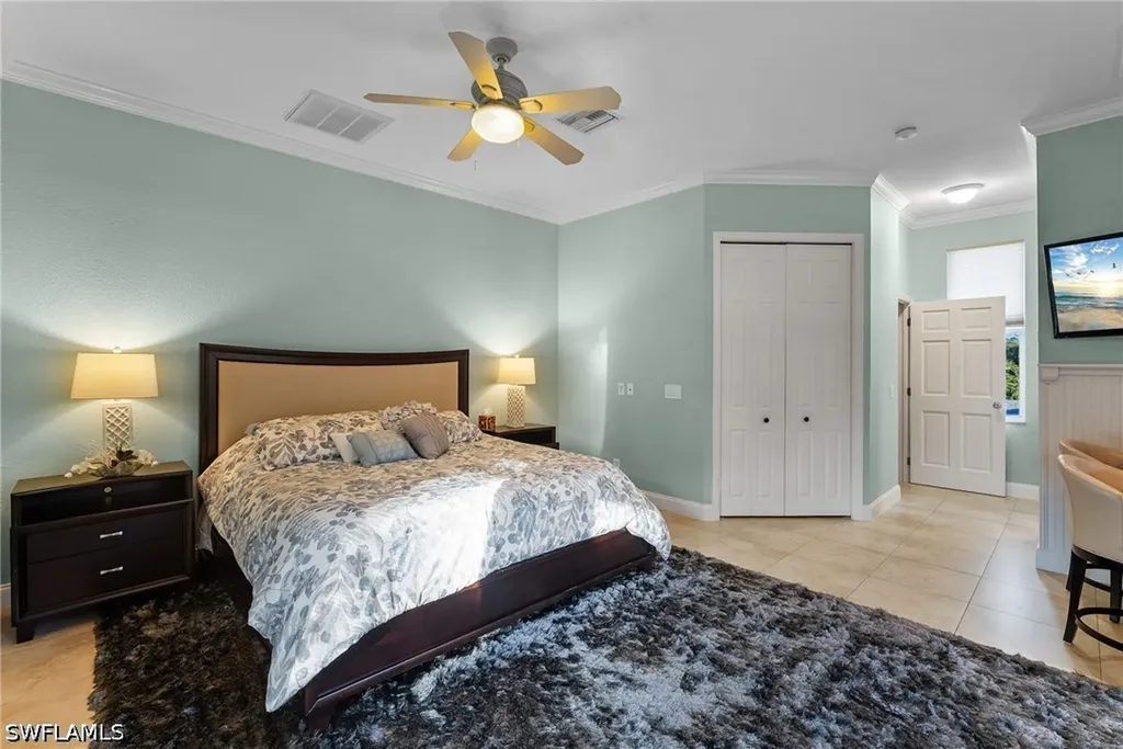 1805 Heritage Trail Naples FL 34112