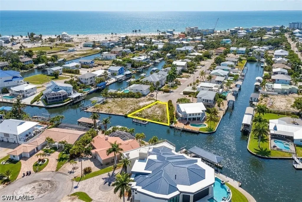 20 Avenida Carita Fort Myers Beach FL 33931