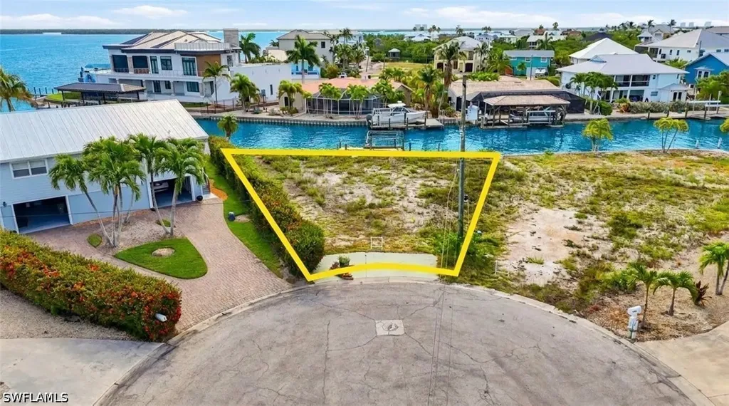 20 Avenida Carita Fort Myers Beach FL 33931