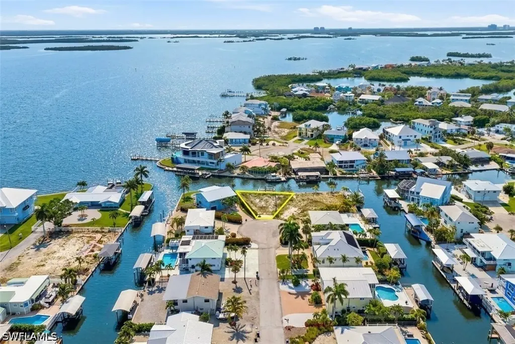 20 Avenida Carita Fort Myers Beach FL 33931