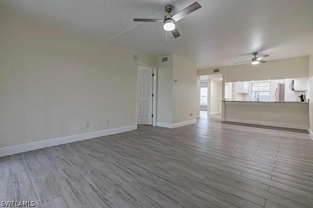 2562 Kings Lake Boulevard Naples FL 34112