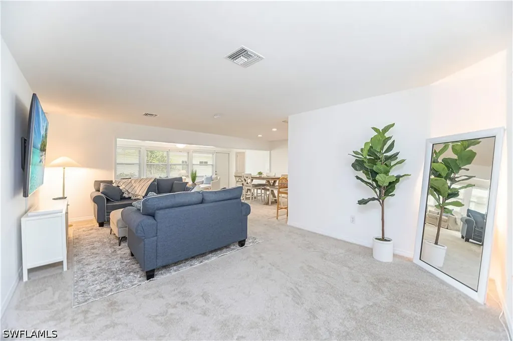 2983 Binnacle Drive Naples FL 34103