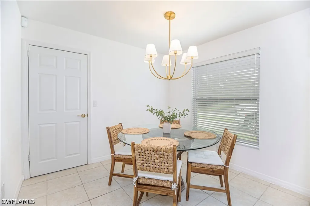 2983 Binnacle Drive Naples FL 34103