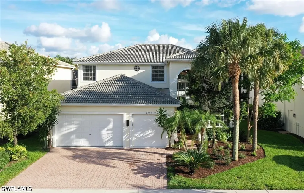 2292 Guadelupe Drive Naples FL 34119