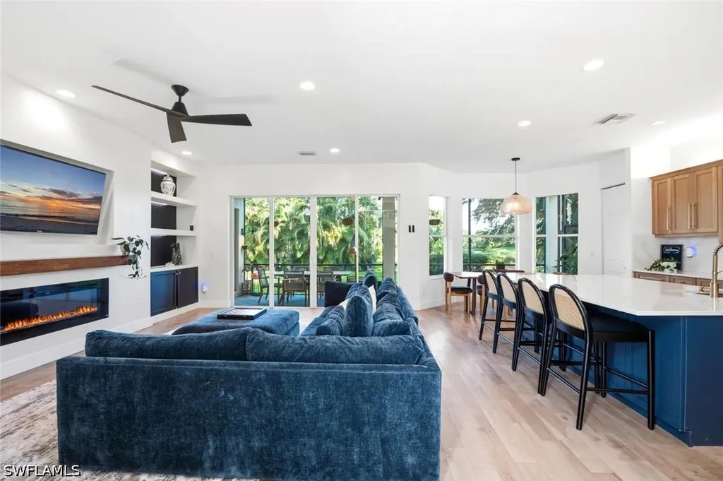 2292 Guadelupe Drive Naples FL 34119