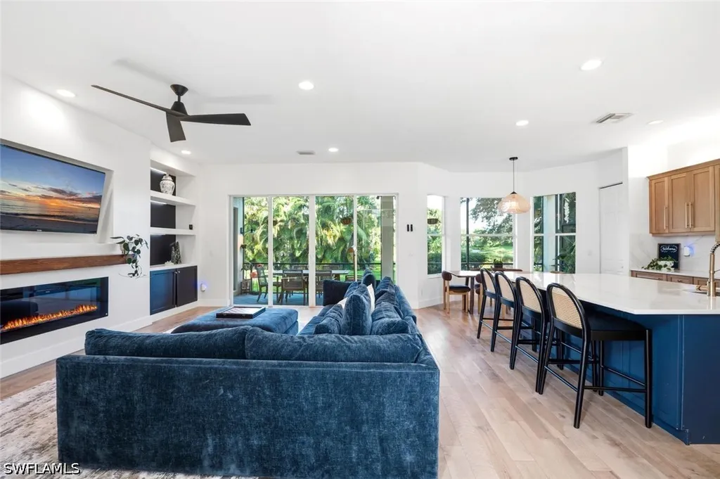 2292 Guadelupe Drive Naples FL 34119