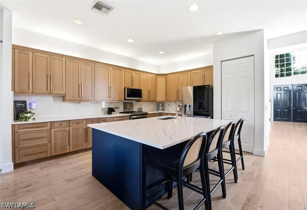 2292 Guadelupe Drive Naples FL 34119