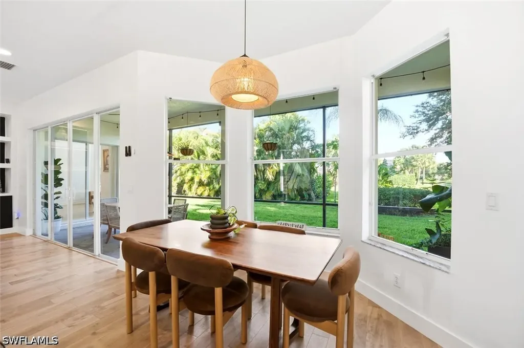 2292 Guadelupe Drive Naples FL 34119