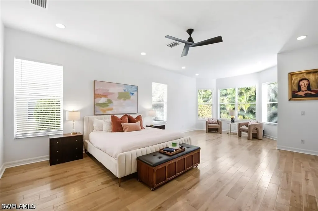2292 Guadelupe Drive Naples FL 34119