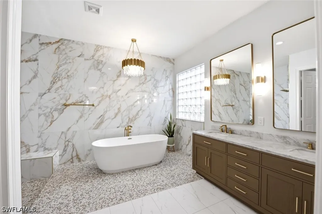 2292 Guadelupe Drive Naples FL 34119