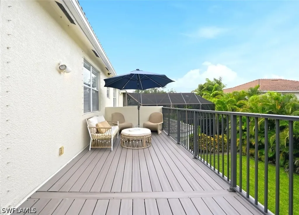 2292 Guadelupe Drive Naples FL 34119
