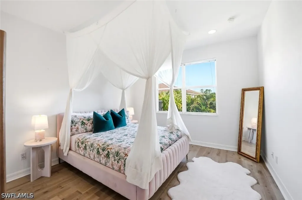 2292 Guadelupe Drive Naples FL 34119