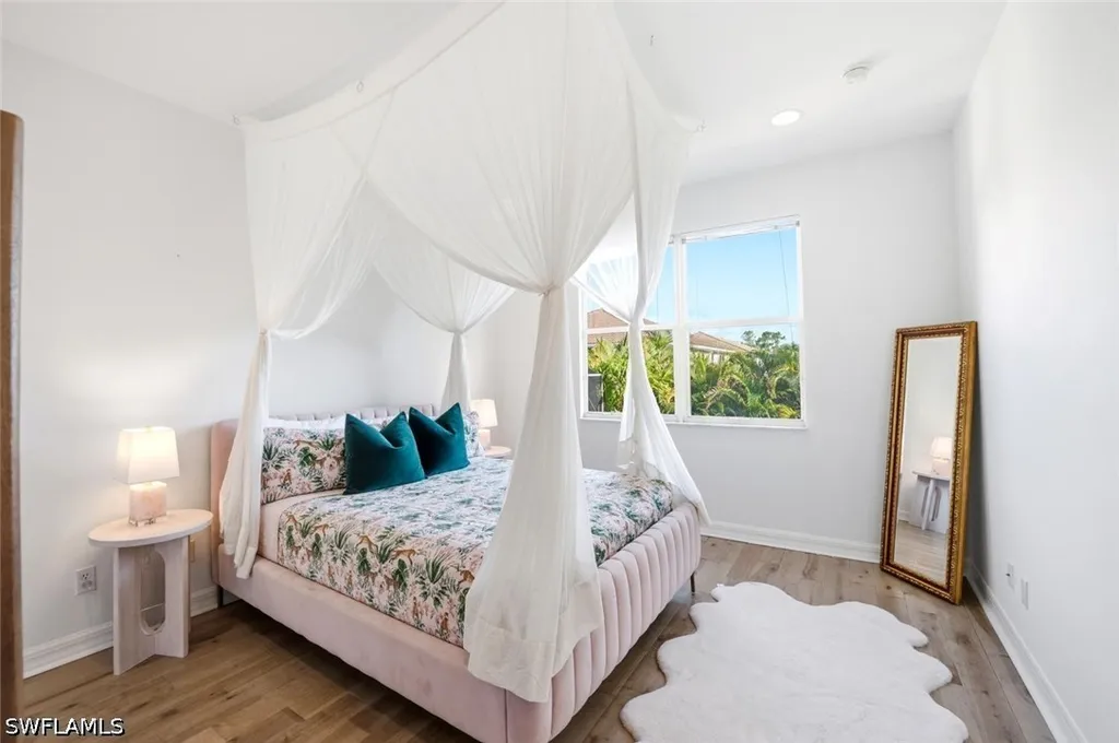 2292 Guadelupe Drive Naples FL 34119