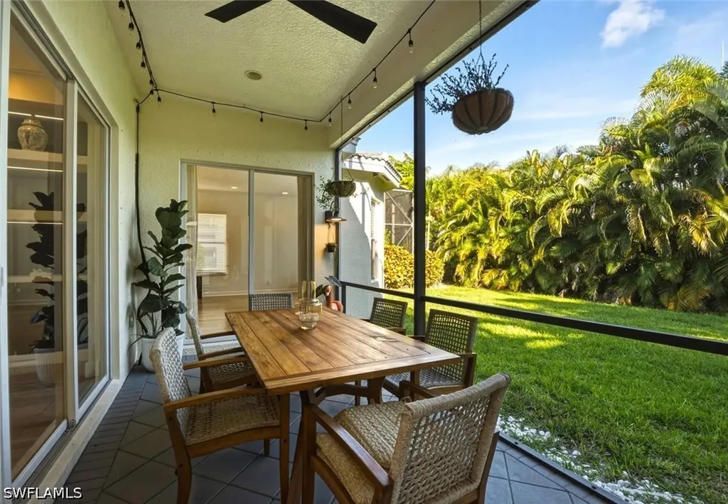 2292 Guadelupe Drive Naples FL 34119
