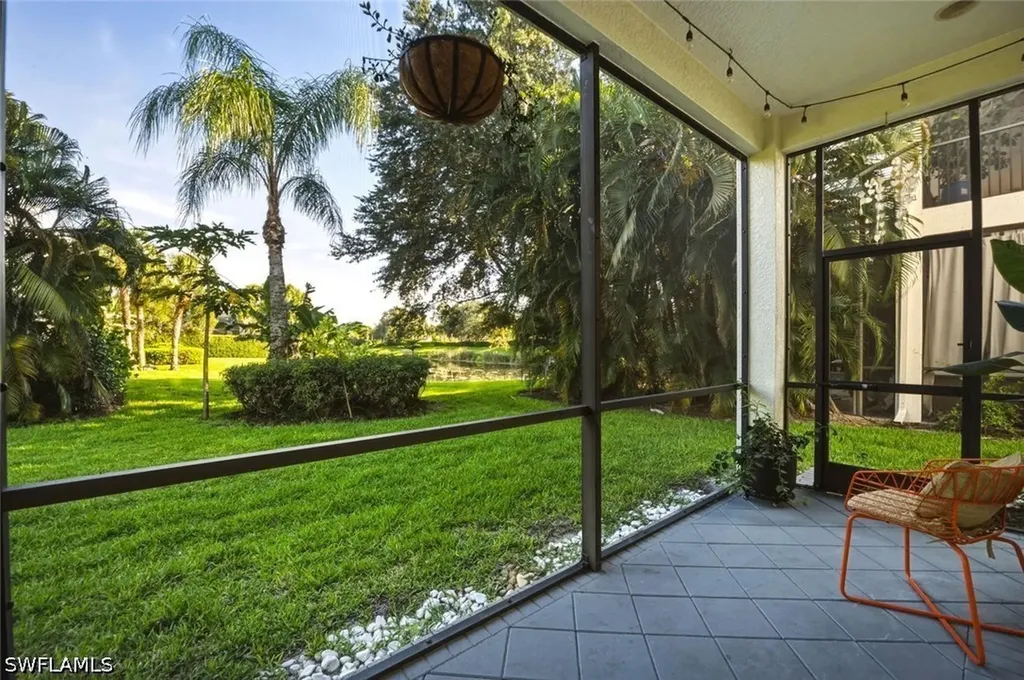 2292 Guadelupe Drive Naples FL 34119