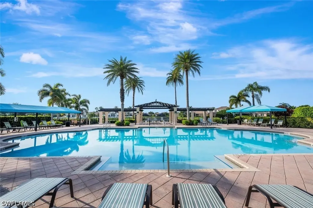 2292 Guadelupe Drive Naples FL 34119