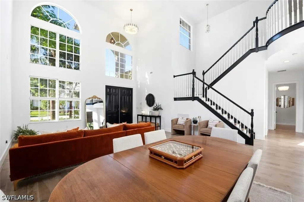 2292 Guadelupe Drive Naples FL 34119