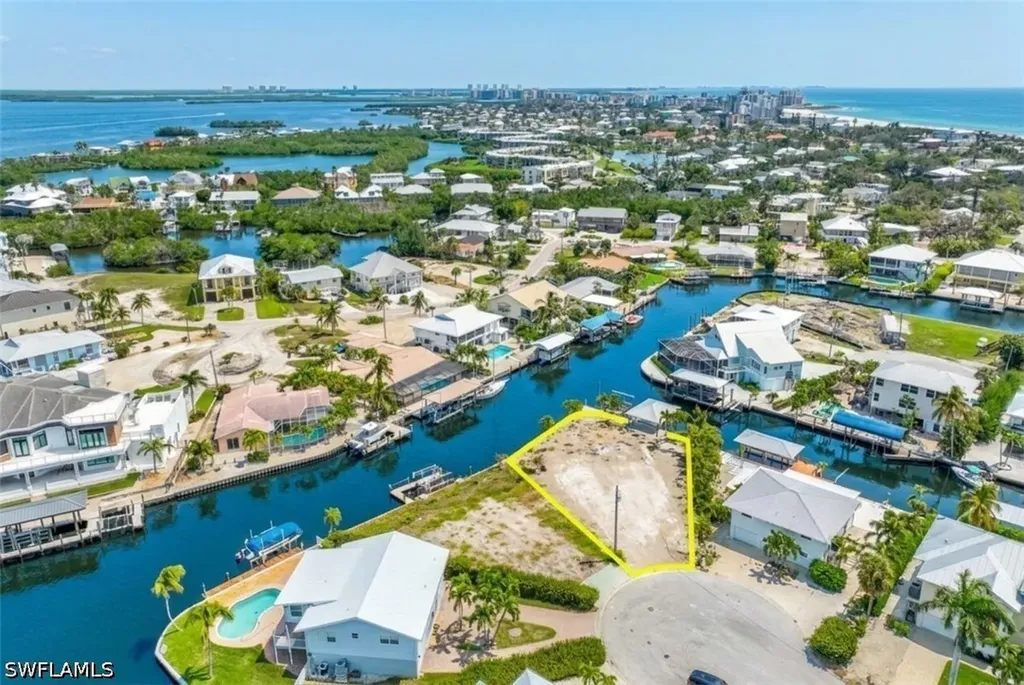 18 Avenida Carita Fort Myers Beach FL 33931
