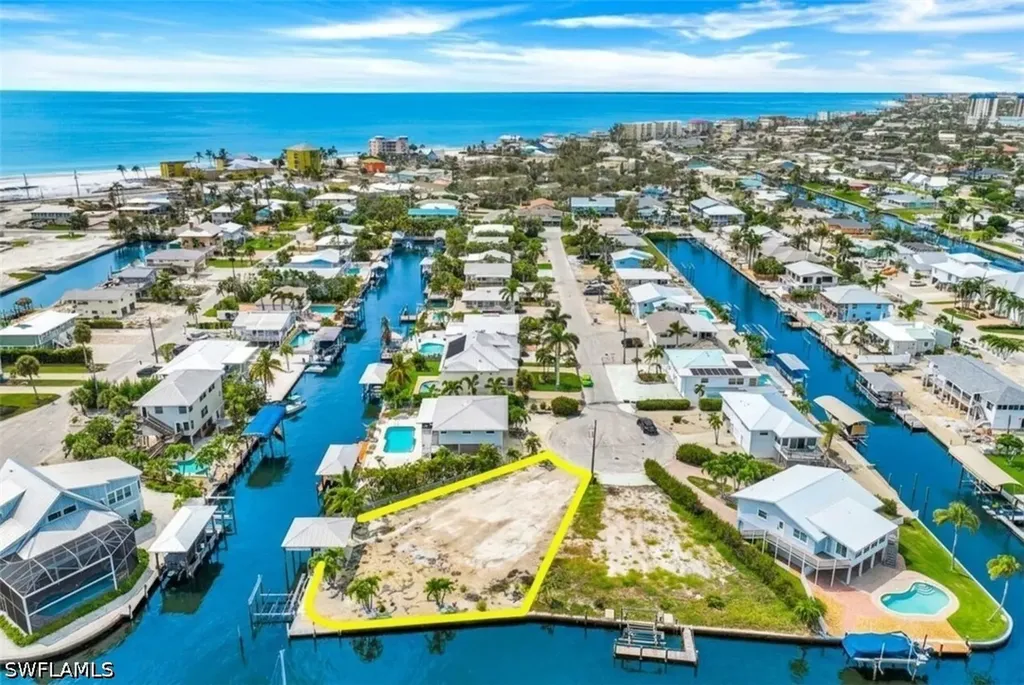 18 Avenida Carita Fort Myers Beach FL 33931