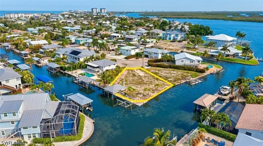 18 Avenida Carita Fort Myers Beach FL 33931
