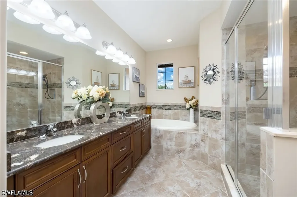 6657 Alden Woods Circle Naples FL 34113