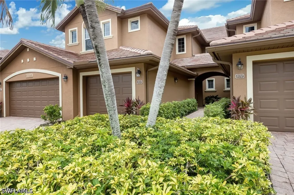 6657 Alden Woods Circle Naples FL 34113