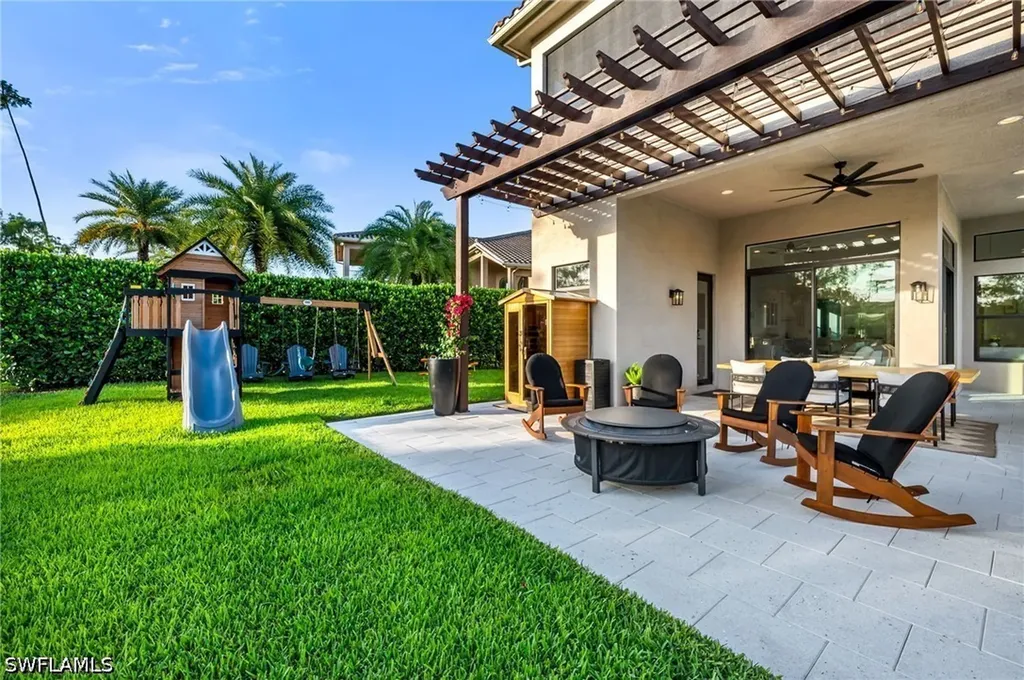 2954 Cinnamon Bay Circle Naples FL 34119