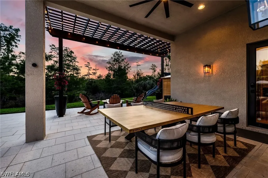 2954 Cinnamon Bay Circle Naples FL 34119