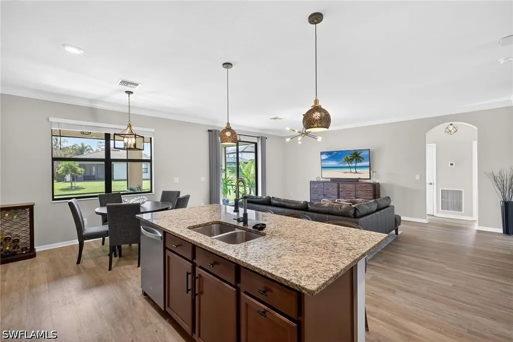 9452 Foxglove Lane Naples FL 34120