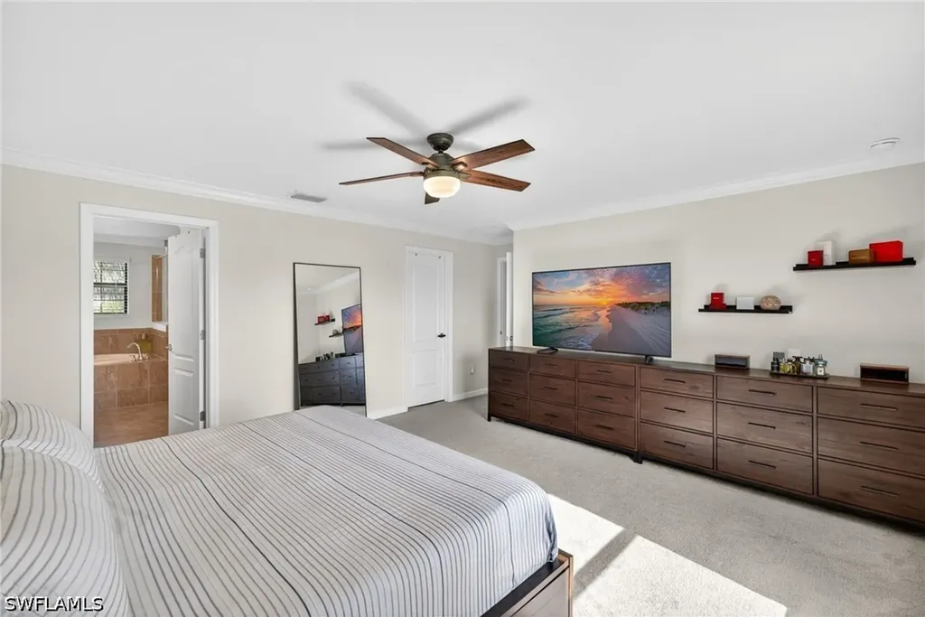 9452 Foxglove Lane Naples FL 34120