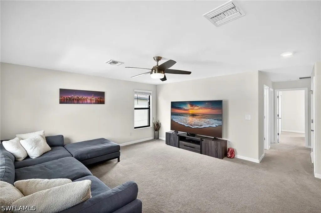 9452 Foxglove Lane Naples FL 34120