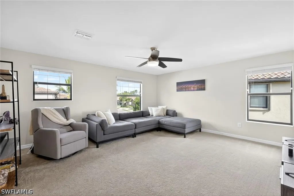 9452 Foxglove Lane Naples FL 34120