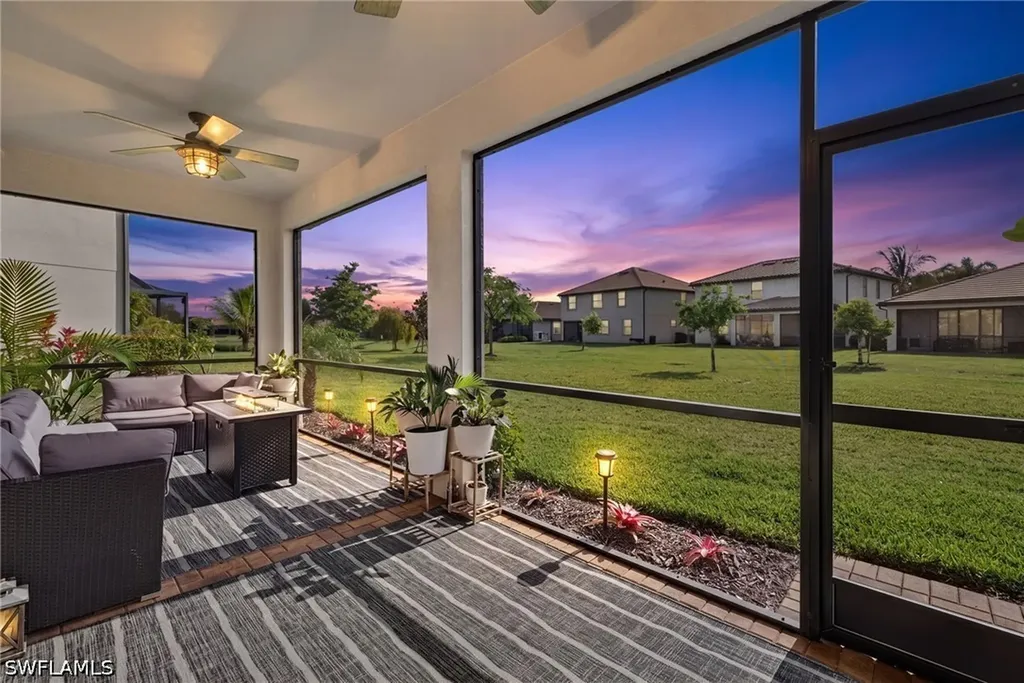 9452 Foxglove Lane Naples FL 34120