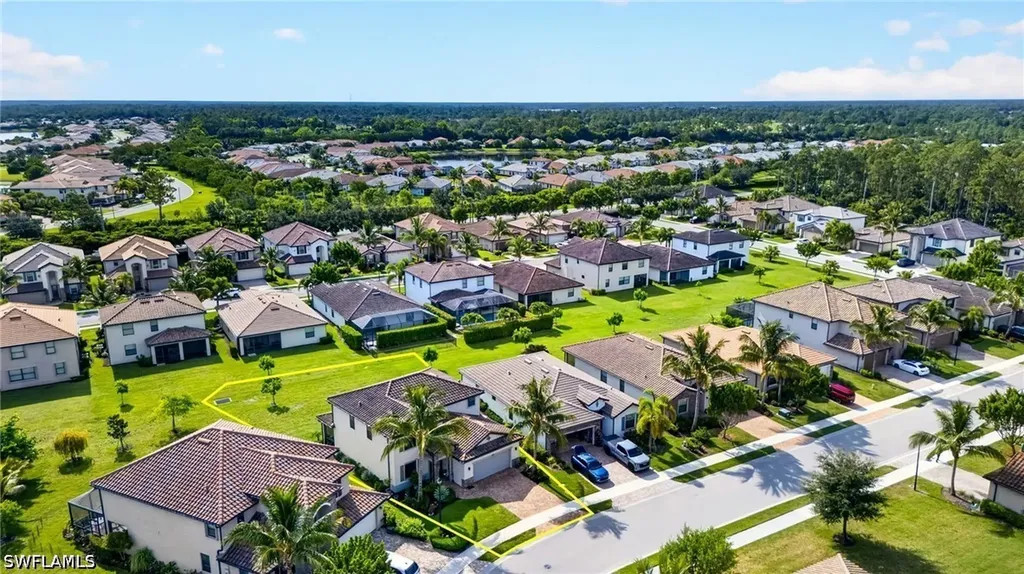 9452 Foxglove Lane Naples FL 34120