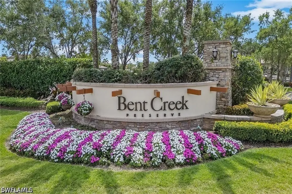 9452 Foxglove Lane Naples FL 34120