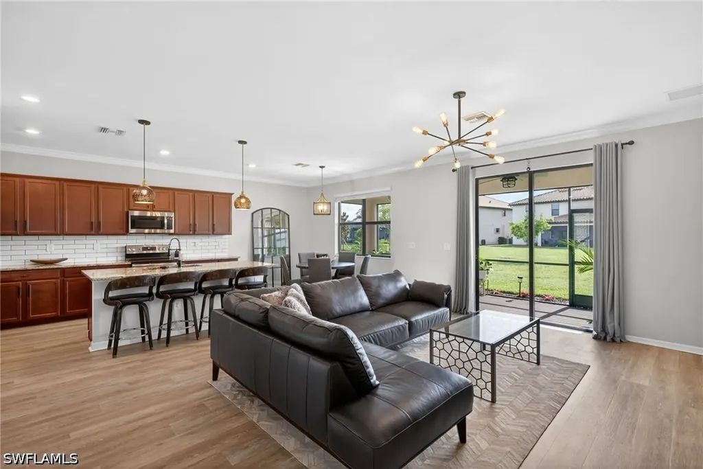 9452 Foxglove Lane Naples FL 34120