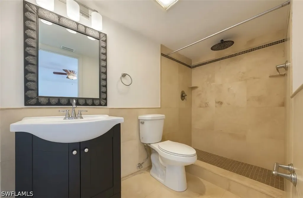 1400 Pompei Lane Naples FL 34103
