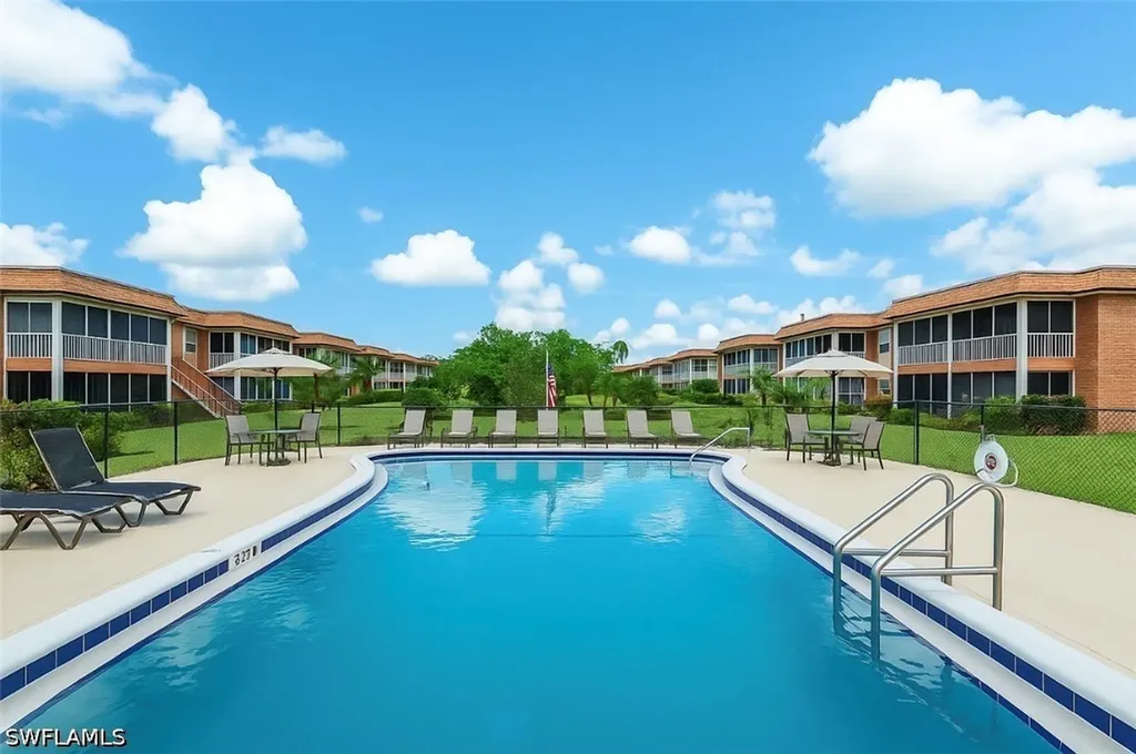 1400 Pompei Lane Naples FL 34103