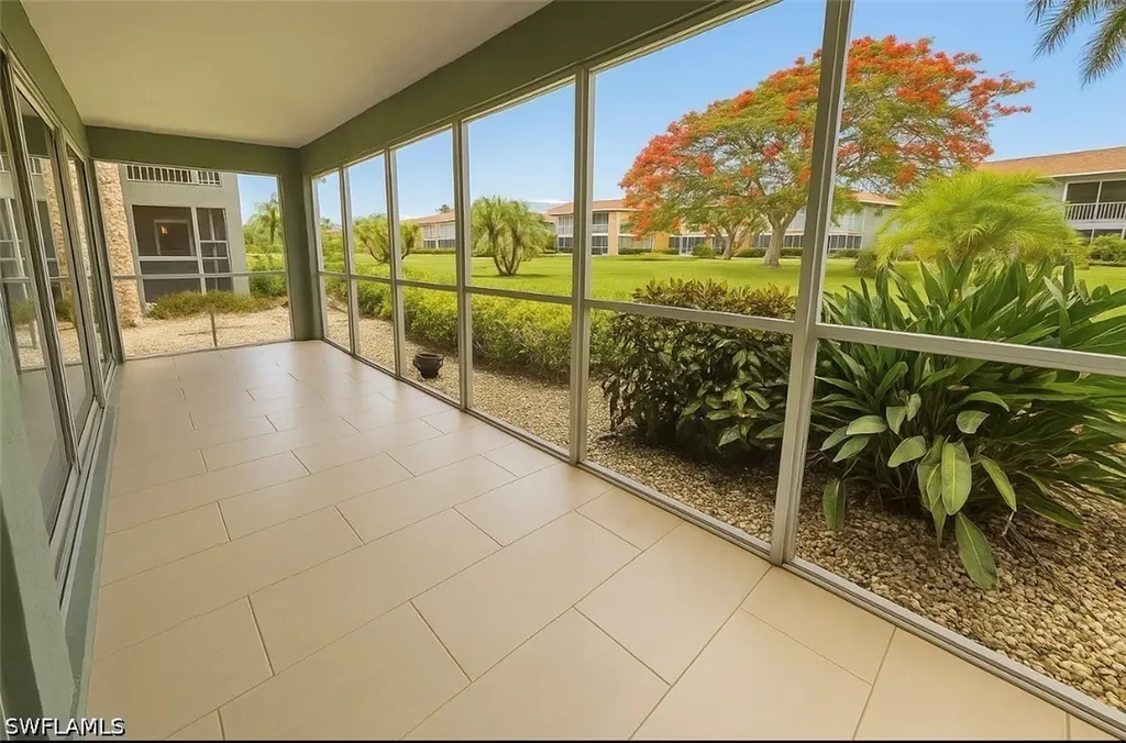 1400 Pompei Lane Naples FL 34103