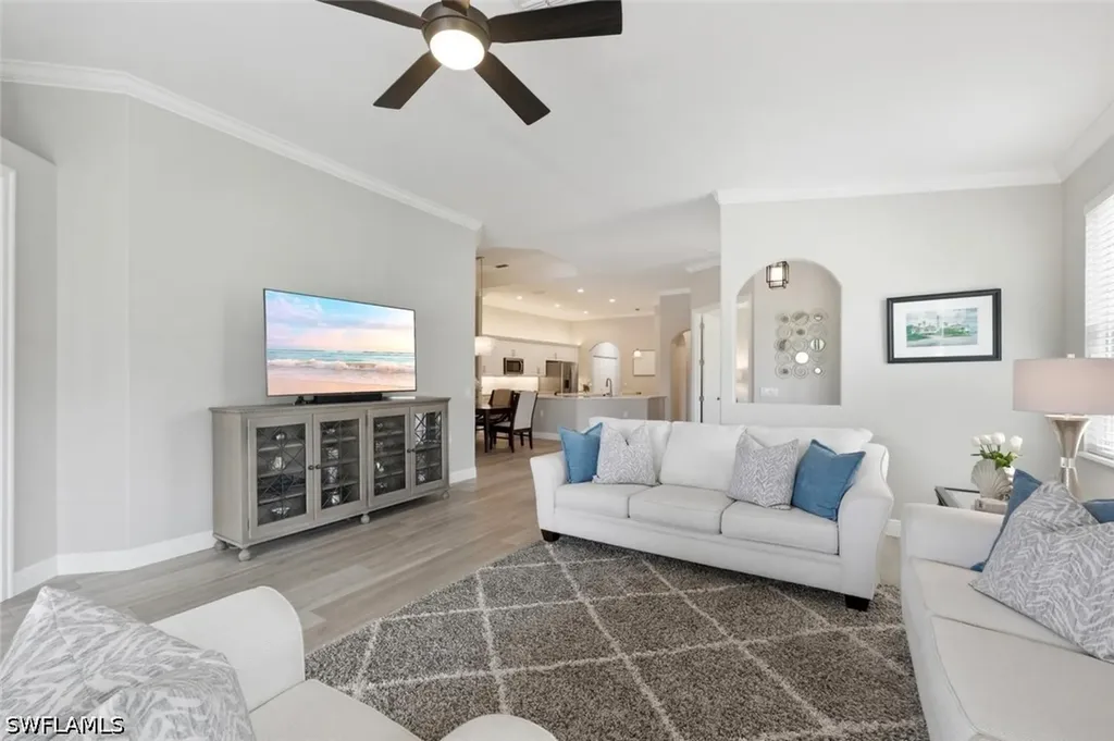 1641 Tarpon Bay Drive S Naples FL 34119