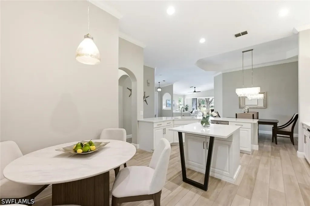 1641 Tarpon Bay Drive S Naples FL 34119