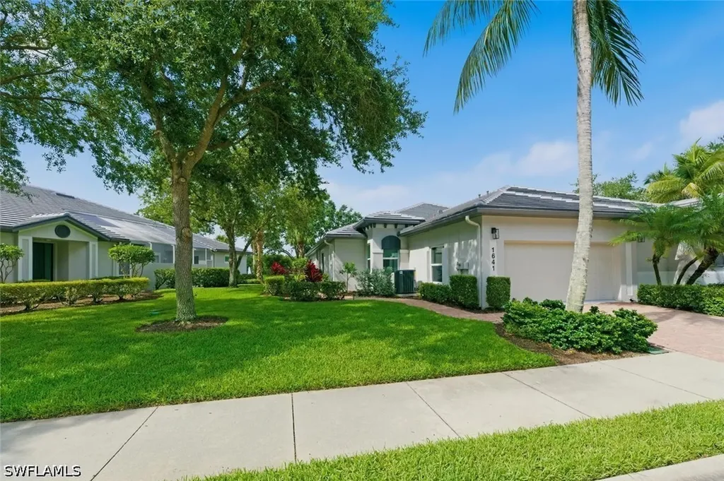 1641 Tarpon Bay Drive S Naples FL 34119