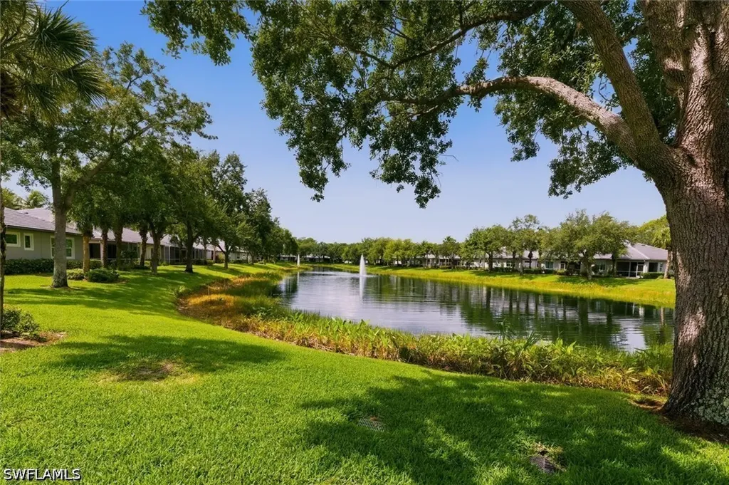 1641 Tarpon Bay Drive S Naples FL 34119
