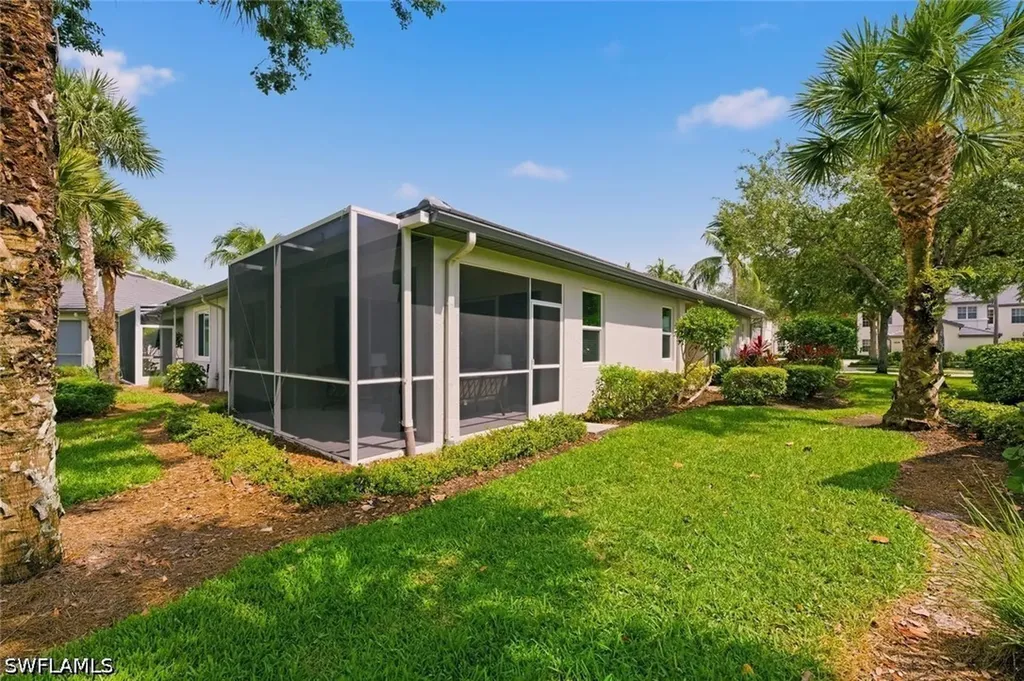 1641 Tarpon Bay Drive S Naples FL 34119