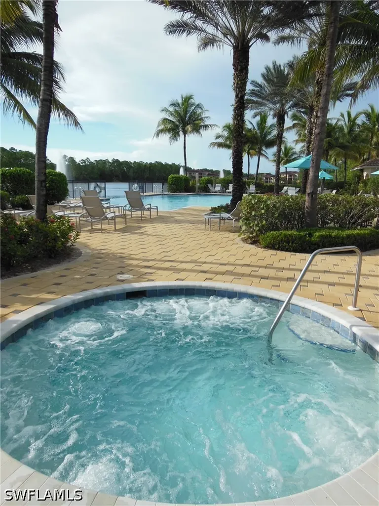 1641 Tarpon Bay Drive S Naples FL 34119